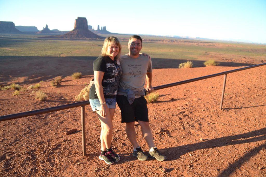 Cristina e Lorenzo nella Monument Valley